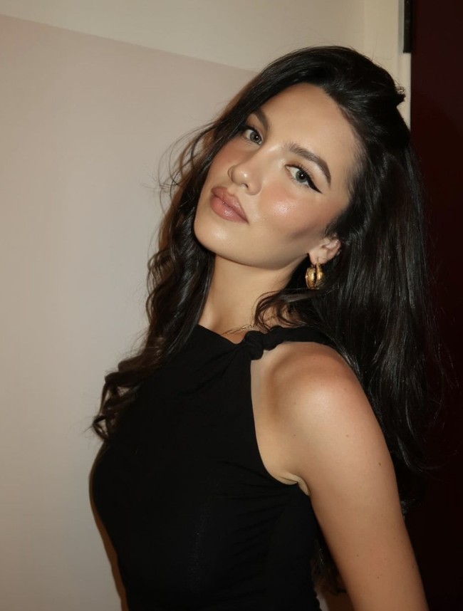 Maya Henry merupakan seorang model asal Texas. Wanita 24 tahun itu pertama kali dikaitkan dengan Liam Payne pada Agustus 2018. Foto: dok. Instagram @maya_henry