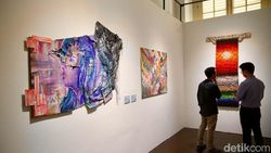 Melihat Karya Lukis Painting of The Year 2024