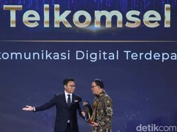 Momen Telkomsel Raih detikcom Awards Operator Telko Digital Terdepan