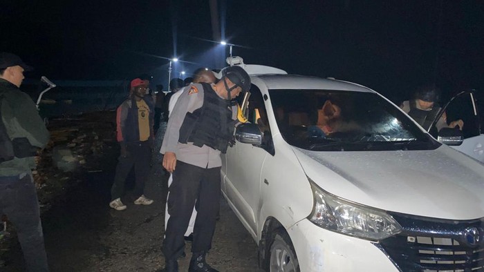 Sopir minibus berinisial RJ (17) tewas ditikam penumpangnya di Kabupaten Paniai, Papua Tengah.