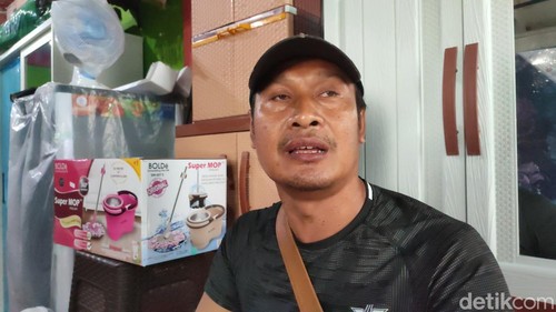 I Made Wirawan saat ditemui di Pasar Bajera, Kecamatan Selemadeg, Tabanan pada Jumat (18/10/2024).