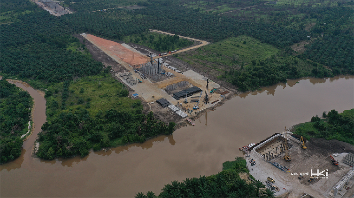 PT Hutama Karya Infrastruktur (HKI) menggarap proyek Tol Trans Sumatera, termasuk ruas Rengat-Pekanbaru seksi Lingkar Pekanbaru sepanjang 30,57 km.
