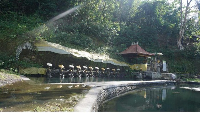 Penglukatan Pancoran Solas Alas Tapa di Desa Peninjoan, Kecamatan Tembuku, Bangli, Bali. (peninjoan.desa.id)