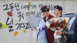 Potret J-Hope BTS Selesai Wajib Militer, Disambut Antusias ARMY Potret J-Hope BTS Selesai Wajib Militer, Disambut Antusias ARMY