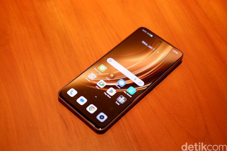 Realme 13 Plus 5G