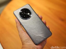 Unboxing Realme 13 Plus 5G: HP Rp 4 Juta Bisa Main HoK 120 FPS