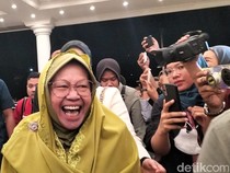 Semringah Risma Saat Datang ke Lokasi Debat: Gus Hans Klambine Anyar!