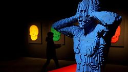 Seniman AS Ciptakan Karya Seni Menakjubkan dengan LEGO, Ini Potretnya