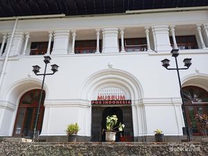 Menelusuri Sejarah Museum Pos Indonesia di Kota Kembang, Seru!