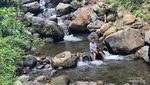 Kolam Renang Ciharus, Surga Tersembunyi dari Mata Air Alami Garut