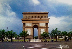 Monumen Simpang Lima Gumul Simbol Sejarah dari Kediri