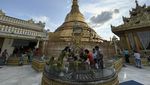 Umat Buddha Myanmar Peringati Masa Prapaskah di Pagoda Botataung