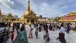 Umat Buddha Myanmar Peringati Masa Prapaskah di Pagoda Botataung