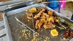 Warung Sunda Ini Punya Ayam Goreng dan Pepes Ikan Mas Super Gurih!