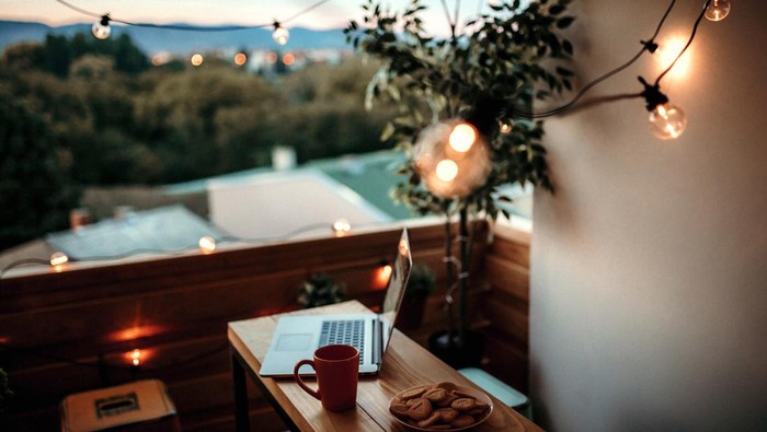 Rumah Kosong Ditinggal Liburan, Lampu Halaman Wajib Dinyalakan?