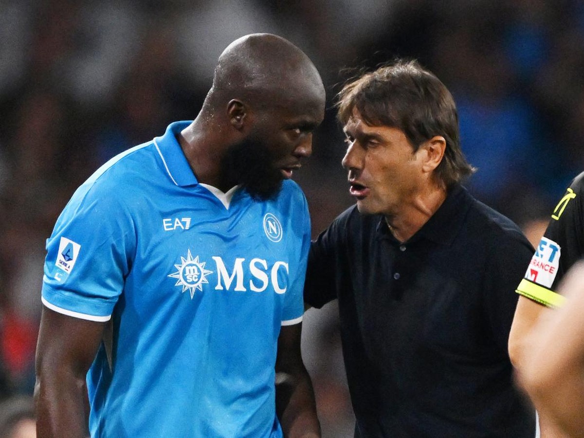 Lukaku (kiri) dan Conte. Foto: Getty Images/Francesco Pecoraro