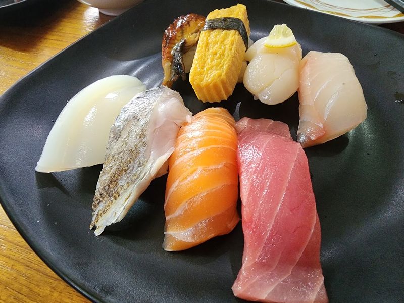 Rekomendasi sushi di Jakarta untuk Anies Baswedan