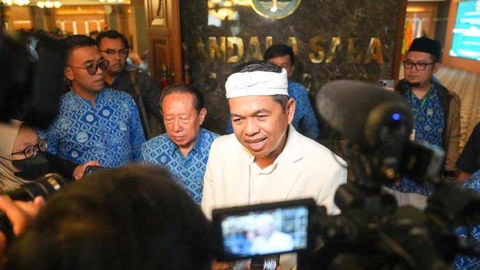 Cagub Jabar Dedi Mulyadi.