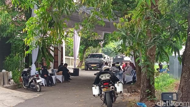 Lokasi pernikahan Irish Bella tertutup.