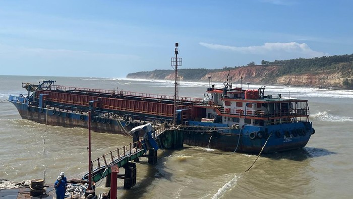Kapal Keruk Pasir