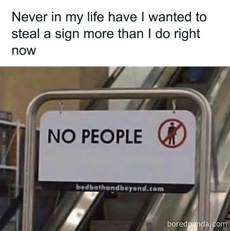 Meme berikut ini bakal bikin kaum introvert merasa terpanggil. Mana yang paling iya lagi buat kamu?