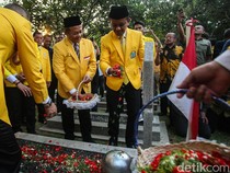 Momen Bahlil Pimpin Ziarah ke TMP Kalibata Jelang HUT Ke-60 Golkar