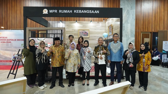 Pameran Perpustakaan MPR