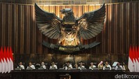 Sebagai informasi, Prabowo Subianto dan Gibran Rakabuming Raka akan dilantik sebagai Presiden dan Wakil Presiden pada 20 Oktober 2024.