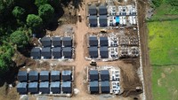 Pemerintah pusat melalui Kementerian PUPR membangun 60 unit huntap di atas lahan seluas 3,8 hektare.  