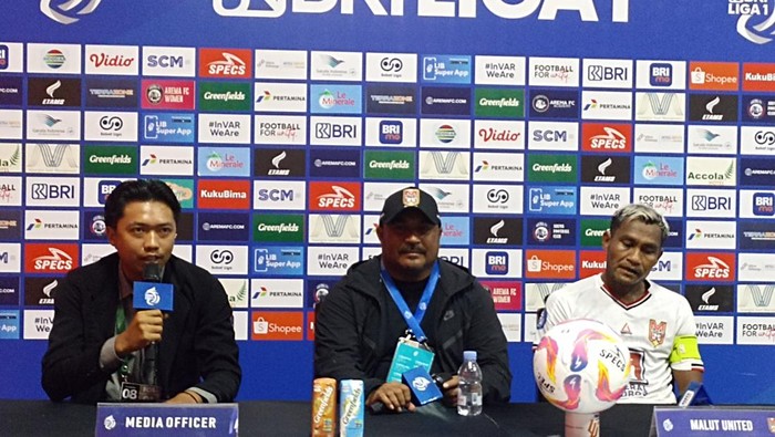 Press conference Malut United.