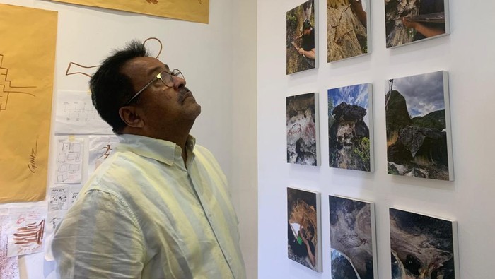 Rano Karno mengunjungi peta literasi di TIM