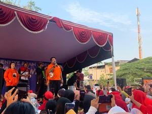 Ke Kampung Cilincing-Kelapa Gading Jakut, Rano Karno Janjikan Ini ke Warga