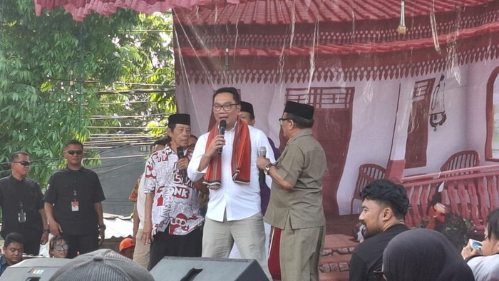 Ridwan Kamil main lenong