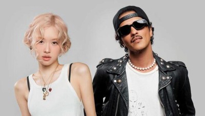 7 Gaya Pop-punk Rose BLACKPINK di MV Terbaru, APT