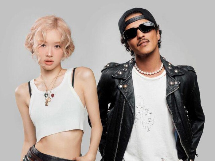 Rose BLACKPINK dan Bruno Mars di video musik APT.