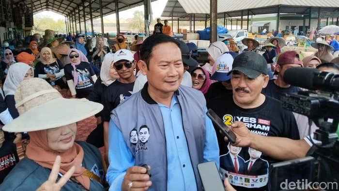 Sapa Pedagang Pasar Ikan, Cabup Nomor Urut 2 Tampung Aspirasi