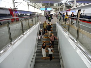 KCIC Target Akses Stasiun Karawang Rampung Juli 2025