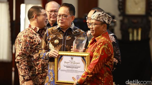 Tiga Besar TPIF Berkinerja terbaik se Jatim berhasil diraih Banyuwangi