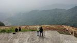 Menjawab Misteri Tower di Puncak yang Bikin Penasaran