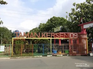 Taman Kersen, Oase Tersembunyi buat Bermain Anak-anak di Bandung