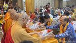 5 Ribu Umat Buddha Rayakan Kathina di Wihara Ekayana Arama