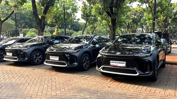 68 unit Toyota bZ4X digunakan untuk mengantarkan tamu VVIP dalam Upacara Pelantikan Presiden dan Wakil Presiden Terpilih Periode 2024-2029