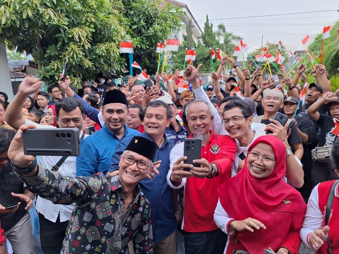 Ahmad Luthi Sambut Jokowi