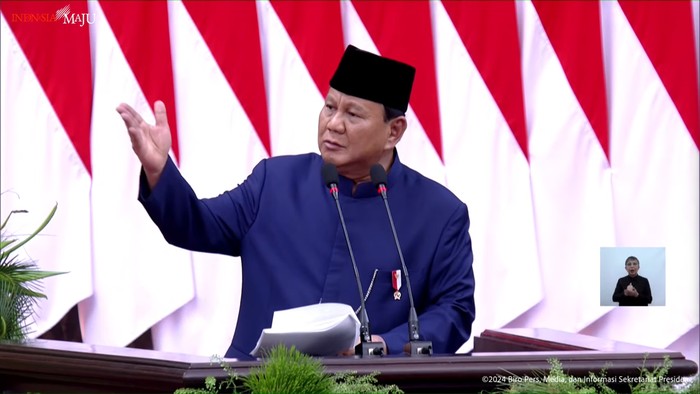 Presiden Republik Indonesia, Prabowo Subianto, menyinggung kalau distribusi subsidi yang ditujukan untuk rakyat belum merata. Ia mengatakan, teknologi digital bisa menjadi cara untuk menanggulangi masalah ini.