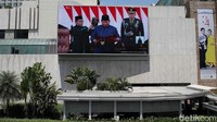 Prabowo Subianto dan Gibran Rakabuming Raka mengucapkan sumpah sebagai Presiden dan Wakil Presiden Republik Indonesia. Prabowo-Gibran resmi menjadi orang nomor 1 dan 2 di Indonesia periode 2024-2029.