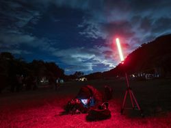 Antusias Warga Saksikan Komet Tsuchinshan-ATLAS di Langit Meksiko