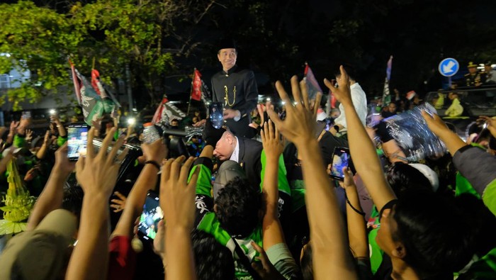 Driver Gojek sambut Jokowi di Solo