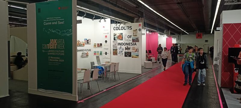 Stan Indonesia di pameran buku tertua di dunia Frankfurt Book Fair 2024. Melalui Yayasan 17000 Pulau Imaji, Indonesia menempati stan Jakarta Content Week (Jaktent) di Hall 4.1 H36, menampilkan buku-buku dan ilustrasi dari Indonesia.