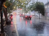 Awas! Jatim Masih Dilanda Hujan-Angin Kencang hingga 27 Mei 2025