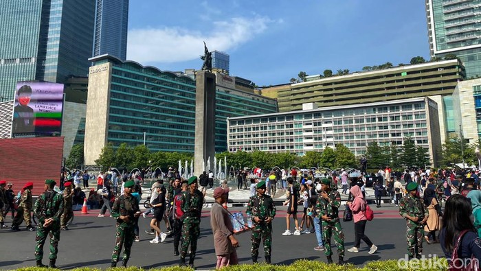 Jalan Sudirman-Thamrin sudah mulai steril dari kendaraan. (Wildan/detikcom).